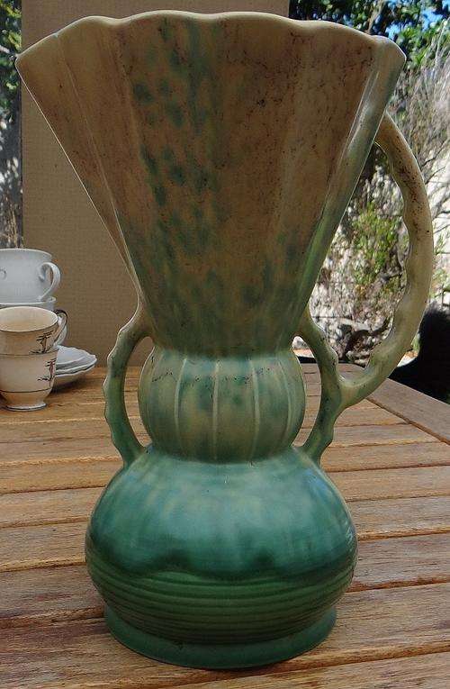 ART DECO HANDPAINTED BESWICK VASE 394-1