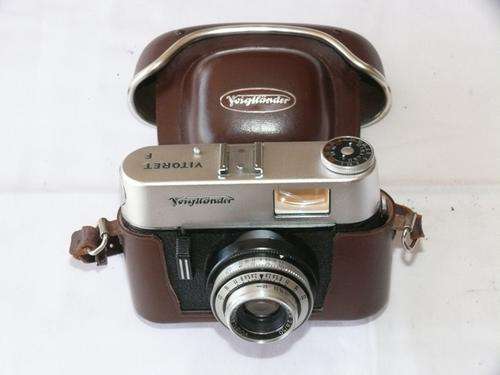 Voigtlander Vitoret F vintage camera, cased.