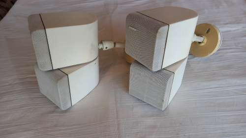 BOSE Speaker System white.