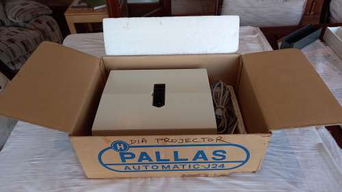 PALLAS Photo Slides Projector for 35mm photo slides.