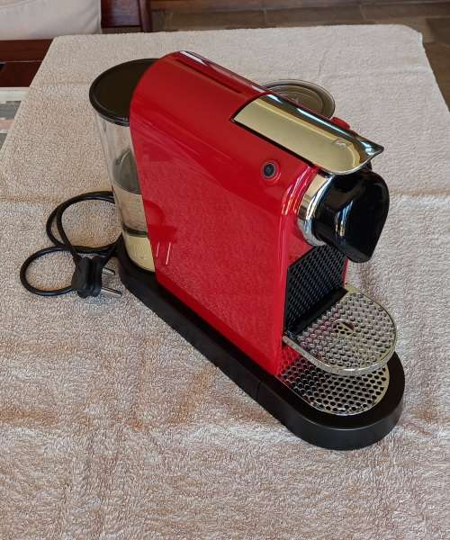 Nestle Nespresso C122 Red and Chrome Citiz and Milk Espresso Machine.
