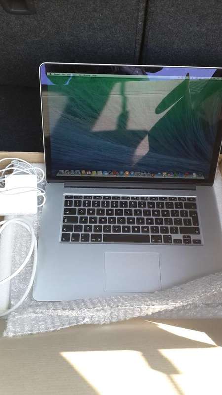 Mac book pro 15 inch