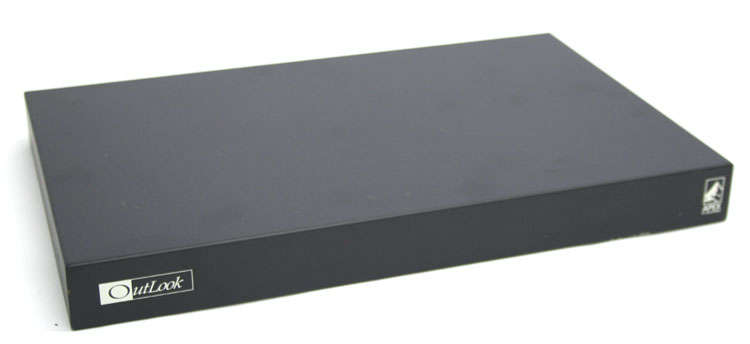 Apex Outlook KVM Automatic 4-Port Switch  + Cables
