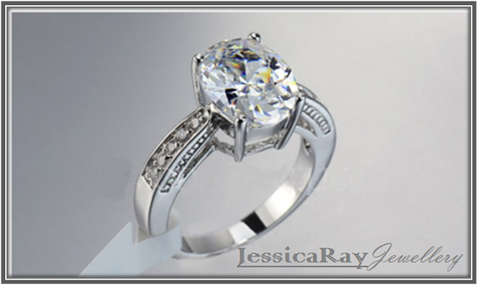 Stunning 5 carat Oval cut Simulated Diamond - USA SIZE 6.25