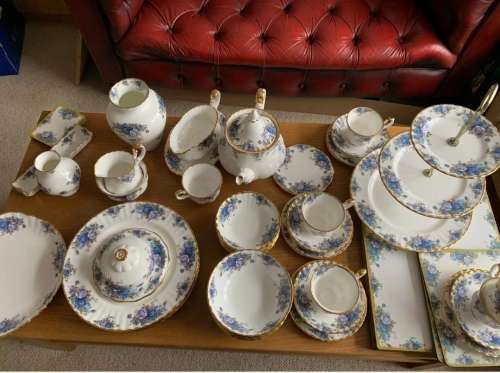 Tea/dinner set