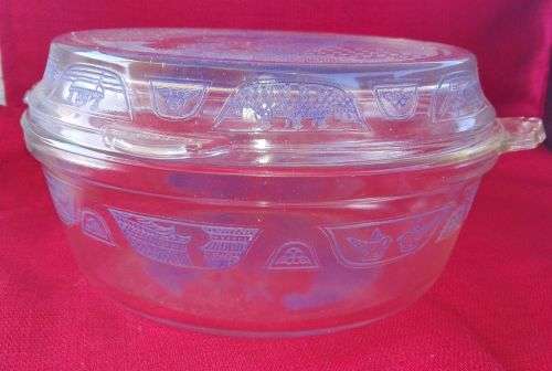 BLUE WILLOW GLASS PYREX DISH WITH LID