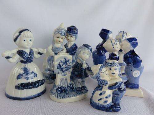 LOT OF SIX DELFT FIGURINES