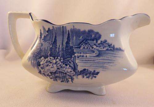 GRAVY BOAT   MYOTTE SONS & CO   MADE IN ENGLAND