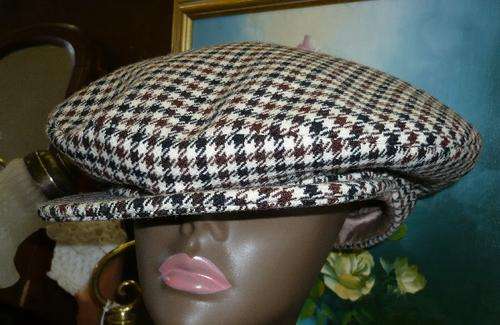 ALL WOOL CAP MADE BY AYRES & SMITH LTD LONDON