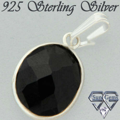 Solid 925 Sterling Silver & Onyx Pendant 23mm + 1.68g