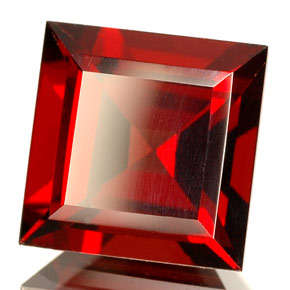 Natural Mined Garnet 4.45mm 0.585cts