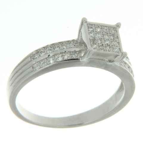 Solid 925 Sterling Silver & CZ ring size #7 + 2.58g