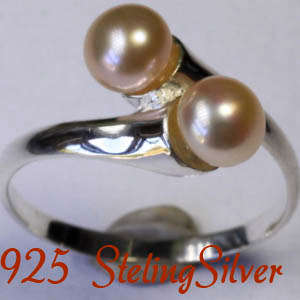 Natural Mined Pearl & Solid 925 Sterling silver ring size 8# + 2.39g