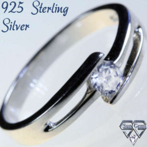 Solid 925 Sterling Silver & Russian AAA+ CZ ring size 7.5#+ 2.71g