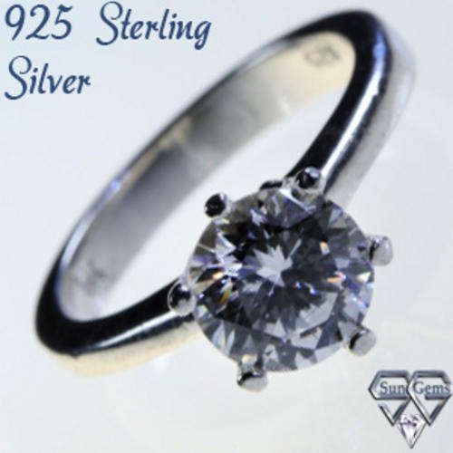 Solid 925 Sterling Silver & Russian AAA+ CZ ring size 4#+ 3.11g