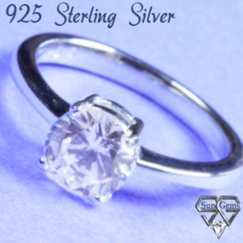 Solid 925 Sterling Silver & CZ ring size 7.5# + 1.86 g