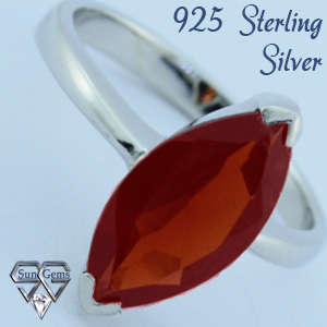 Solid 925 Sterling Silver & Garnet ring size 9# + 2.72g