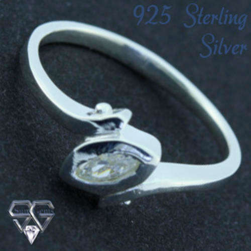 Solid 925 Sterling Silver & CZ ring size 7# + 2.21g