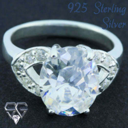 Solid 925 Sterling Silver & CZ ring size 7.5# + 5.91g