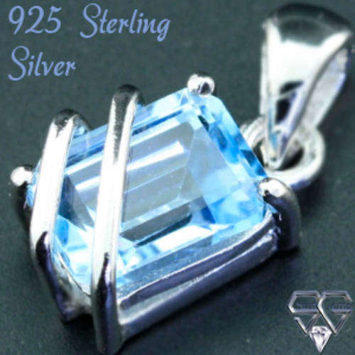 Solid 925 Sterling Silver & Topaz pendant 20mm + 2.19g