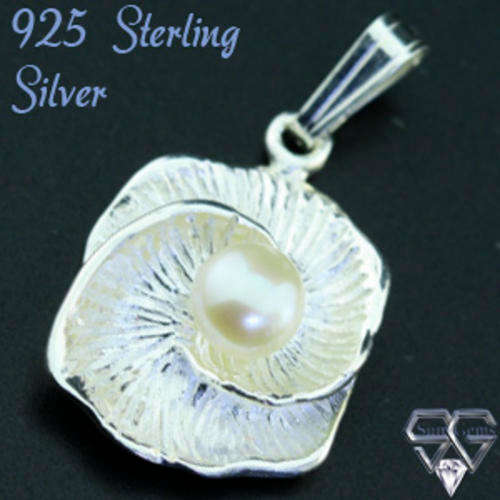 Solid 925 Sterling Silver & Pearl pendant 27mm + 3.38g