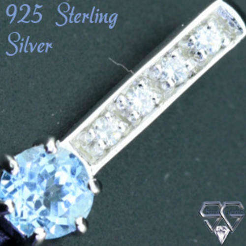 Solid 925 Sterling Silver & Topaz pendant 22mm + 1.84g