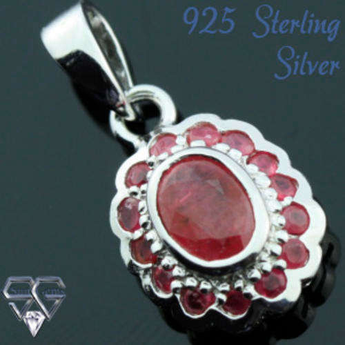 Solid 925 Sterling Silver & Ruby pendant 22mm + 1.93g