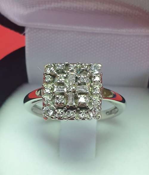 9ct White Gold Diamond Ring