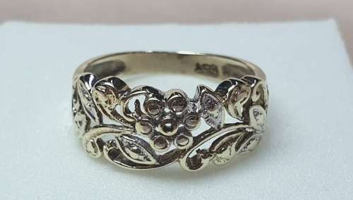 9ct Yellow Gold Ring
