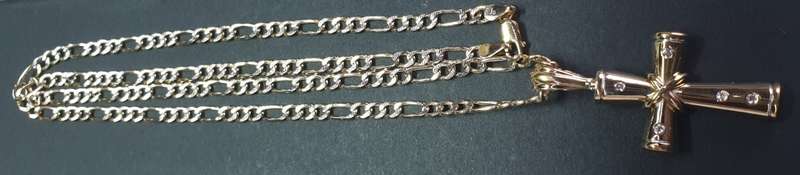 9ct Yellow Gold Chain with Diamond Pendant