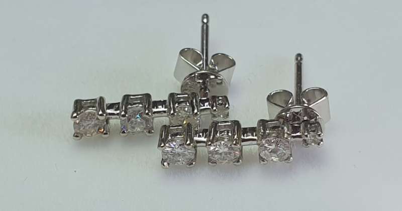 9ct White  Gold  Diamond Earrings