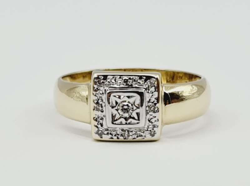 9ct YELLOW GOLD DIAMOND RING