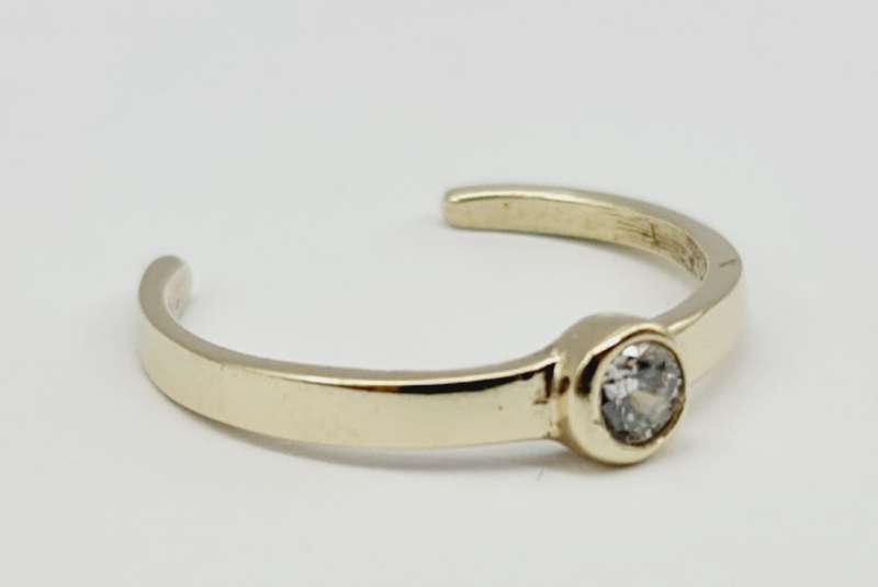 9ct YELLOW GOLD TOE RING