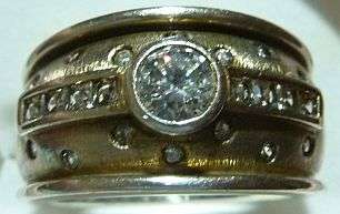 LOVELY SOLID SILVER LADIES DRESS RING.
