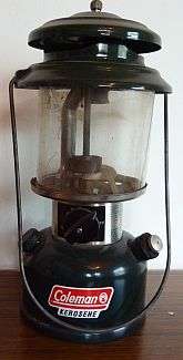 COLEMANS  PARAFFIN LAMP / LIGHT