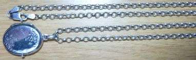925 SOLID SILVER NECKLACE WITH LOCKET PENDANT. OVER 1 METRE LONG!