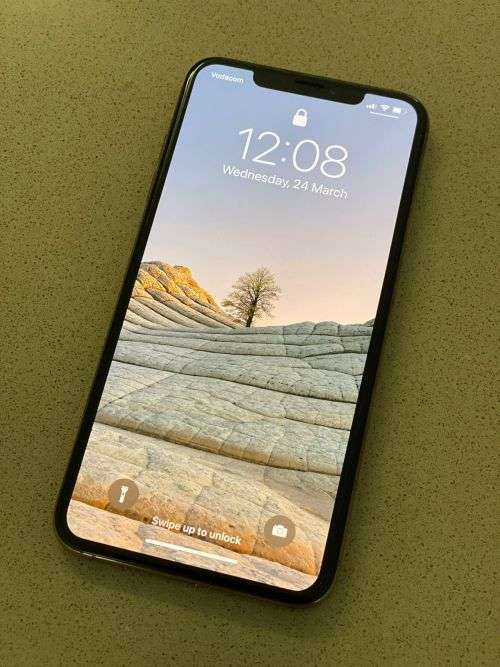 iPhone XS