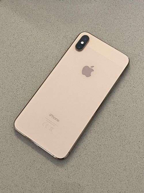 iPhone XS