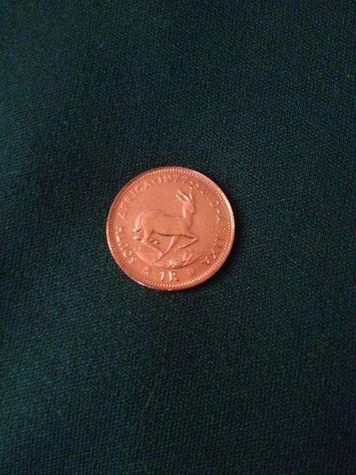 1977 Gold 1R coin ungraded