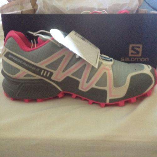 Brand new Salomon Speedcross 3