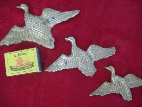 COLLECTABLE Solid BRASS FLYING DUCKS!!! In GOOD CONDITION!! 1 BID!!