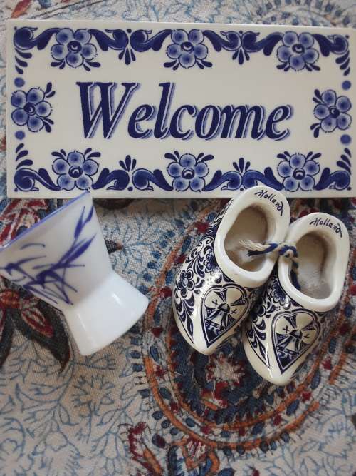 Lovely*Dutch wooden clogs*Blue & white "Welcome"sign +1 more