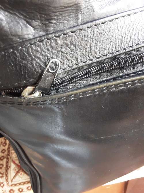 WOW!! BUSBY Full Leather Folio Executive Laptop Carry Bag!!!