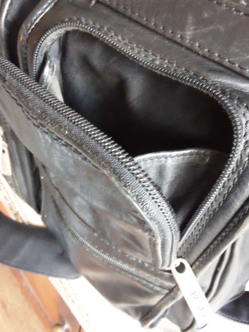 WOW!! BUSBY Full Leather Folio Executive Laptop Carry Bag!!!