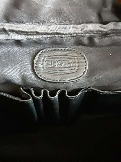 WOW!! BUSBY Full Leather Folio Executive Laptop Carry Bag!!!