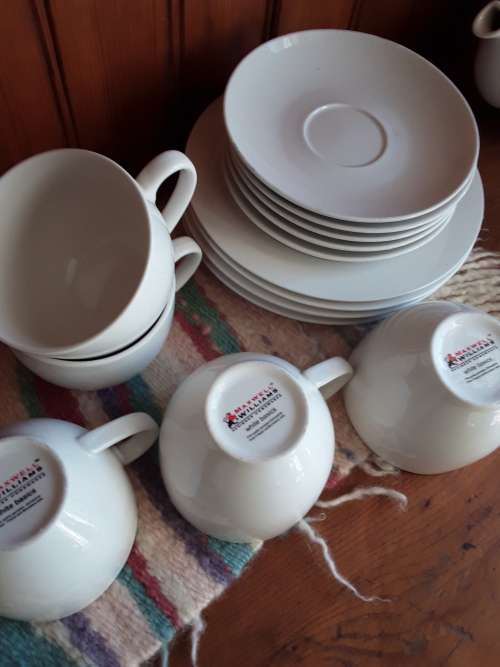 ABSOLUTELY Fantastic!! MAXWELL & WILLIAMS *White Basics* Tea Set! 1 Bid + Free sugarspoon