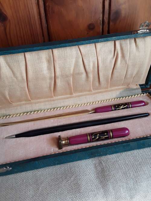 MAGNIFICENT!! Art Deco *DESK SET* with Wax seal etc. in Original Case!!