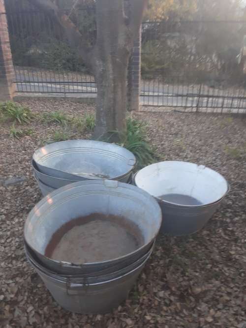 AWESOME!! 10 Vintage GALVANIZED Large TUBS ~ Crazy R1!