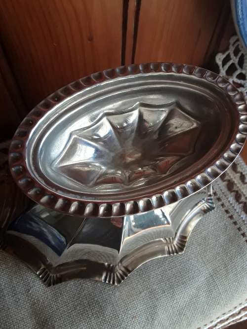 STUNNING!! Vintage *COMPÔTE BOWL* and *BUTTER DISH* Both 1 BID!!