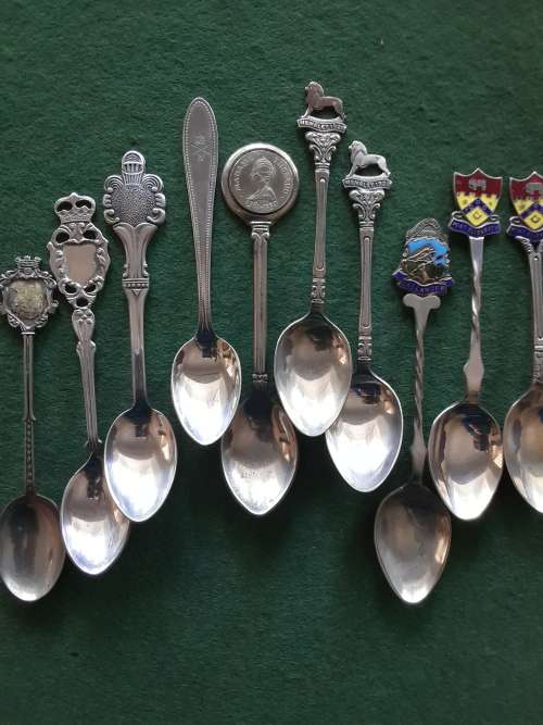 FABULOUS COLLECTION!! 10x Vintage T Spoons ~ All 1 Bid!